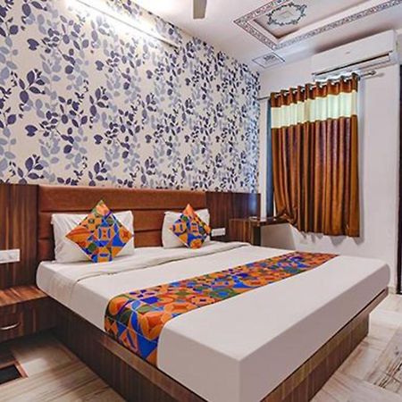 Fabhotel Ranbanka Удайпур Екстериор снимка