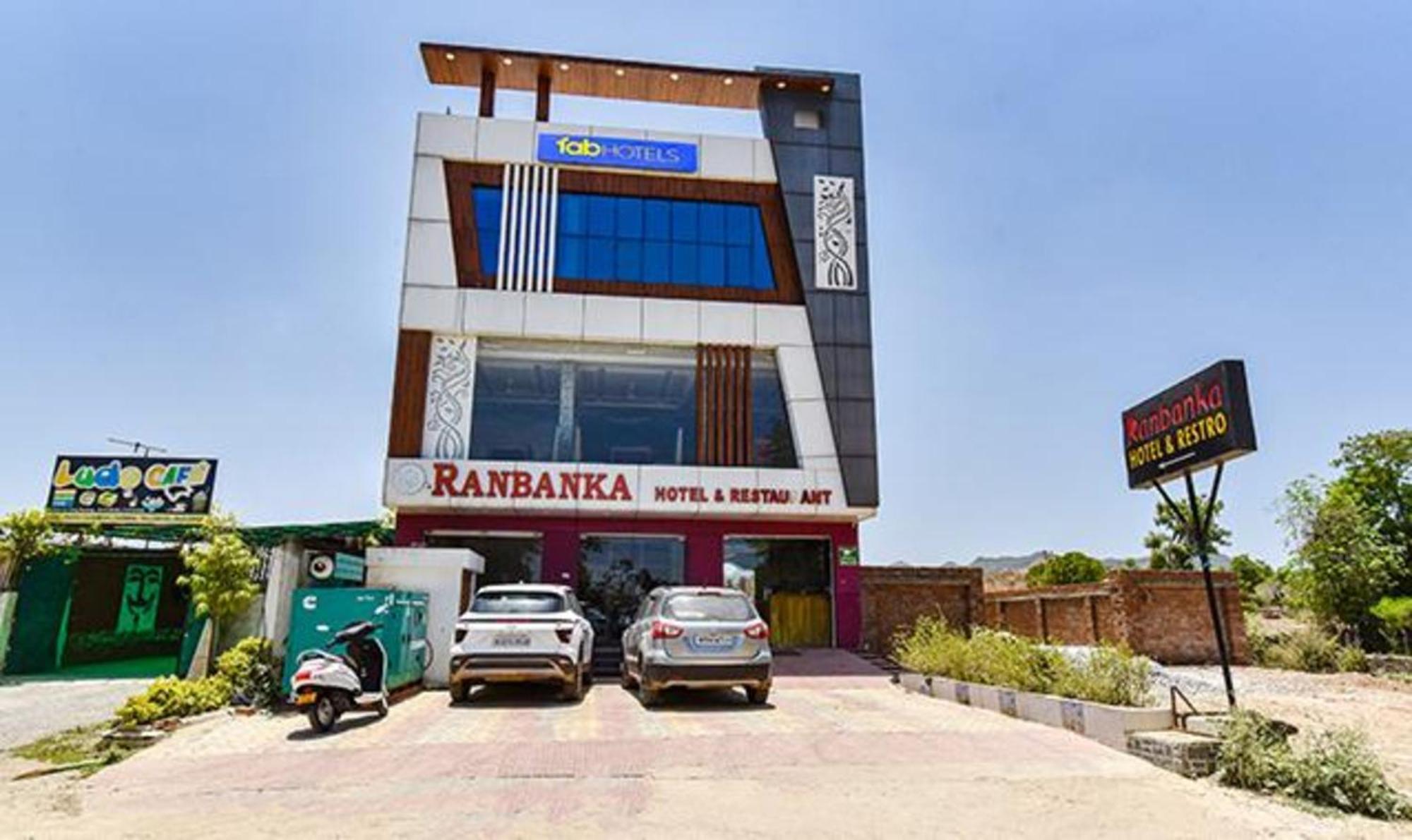 Fabhotel Ranbanka Удайпур Екстериор снимка