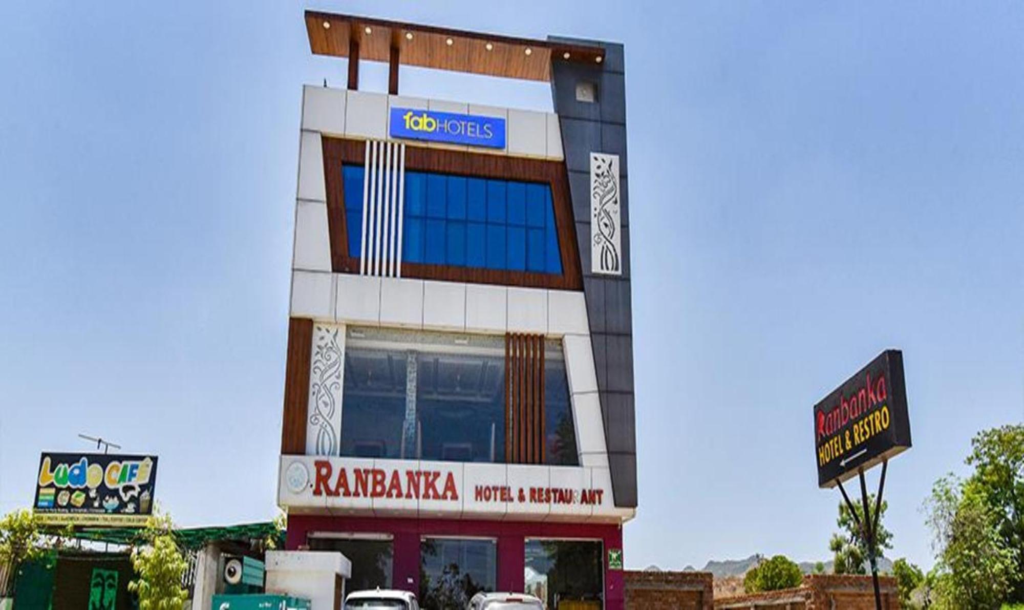 Fabhotel Ranbanka Удайпур Екстериор снимка
