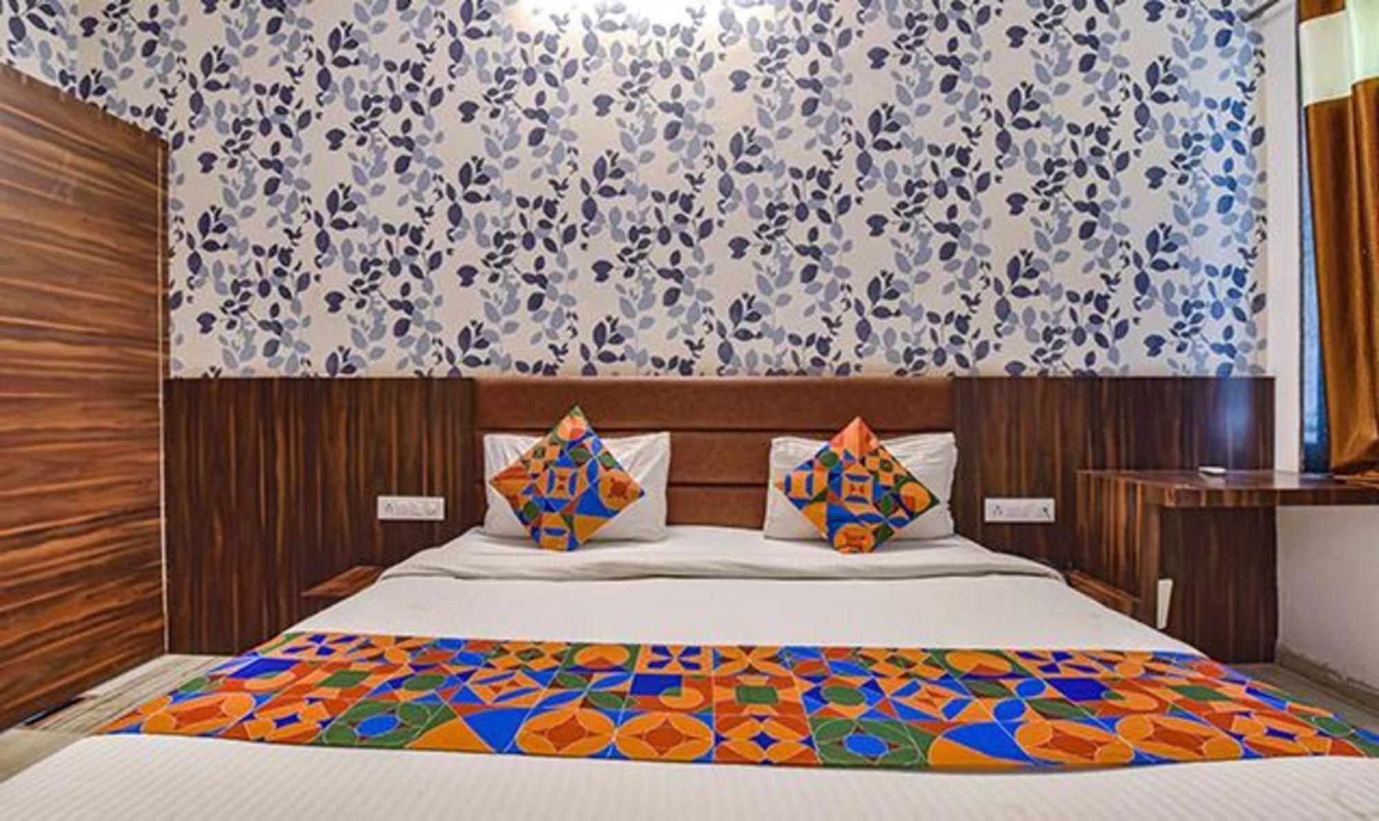 Fabhotel Ranbanka Удайпур Екстериор снимка